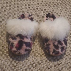 UGG Puff Slip on Slippers